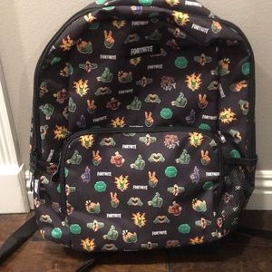 ❤️NEW!!!❤️ FORTNITE  Kids Amplify backpack.